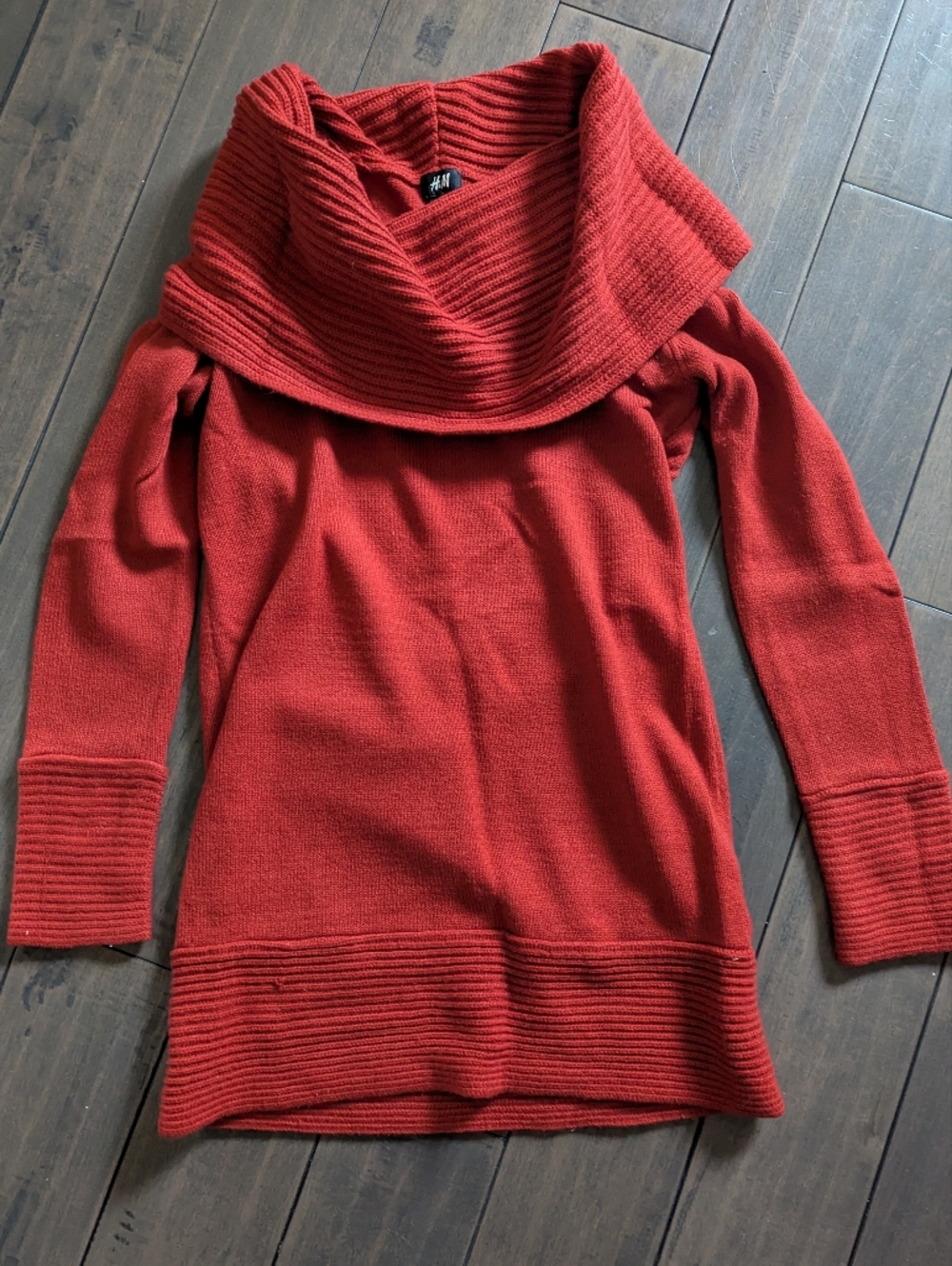 H&M Scarlet Off-Shoulder Ribbed Cowl Neck Sweater